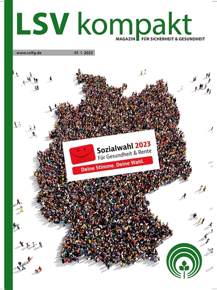 Vergrößerung des Bildes für Titelbild der Mitgliederzeitschrift LSV kompakt - Deutschlandkarte, die sich aus Menschen zusammensetzt. Darüber ein Schild mit dem Logo der Sozialwahl.